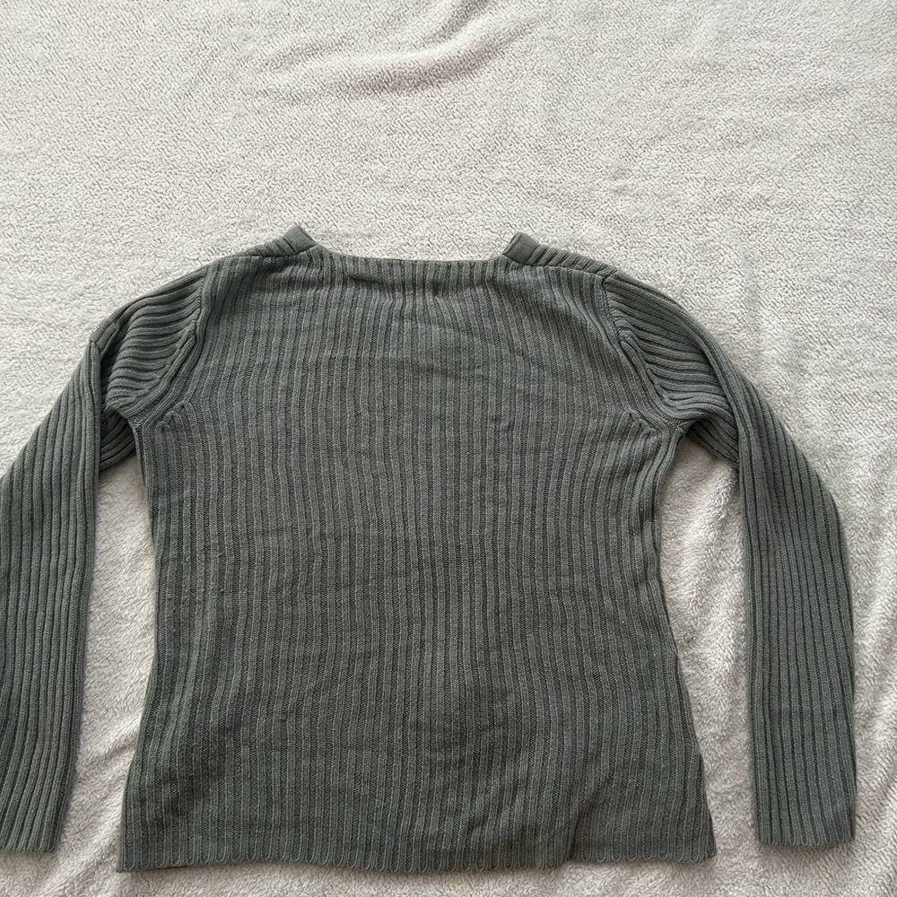 Gray Ribbed Women's Sweater - Picture 2 of 4